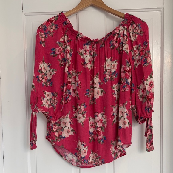 Westport Tops - Westport Dark Pink Off-Shoulder Floral Blouse Size XS